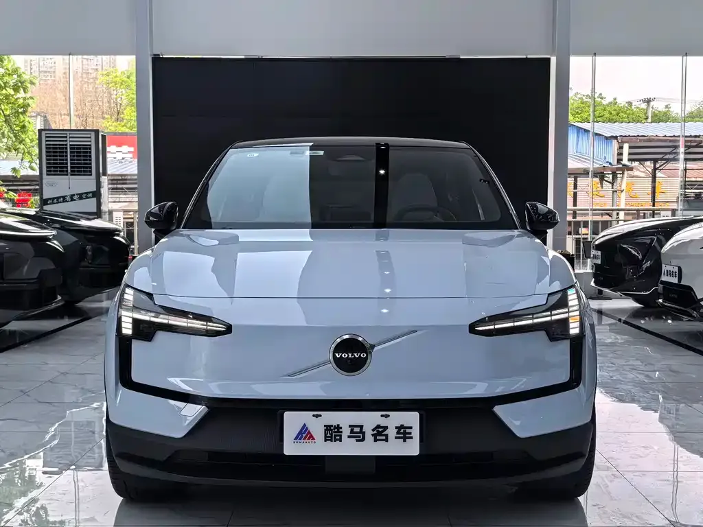 Volvo EX30 2025 из CN, фото 6
