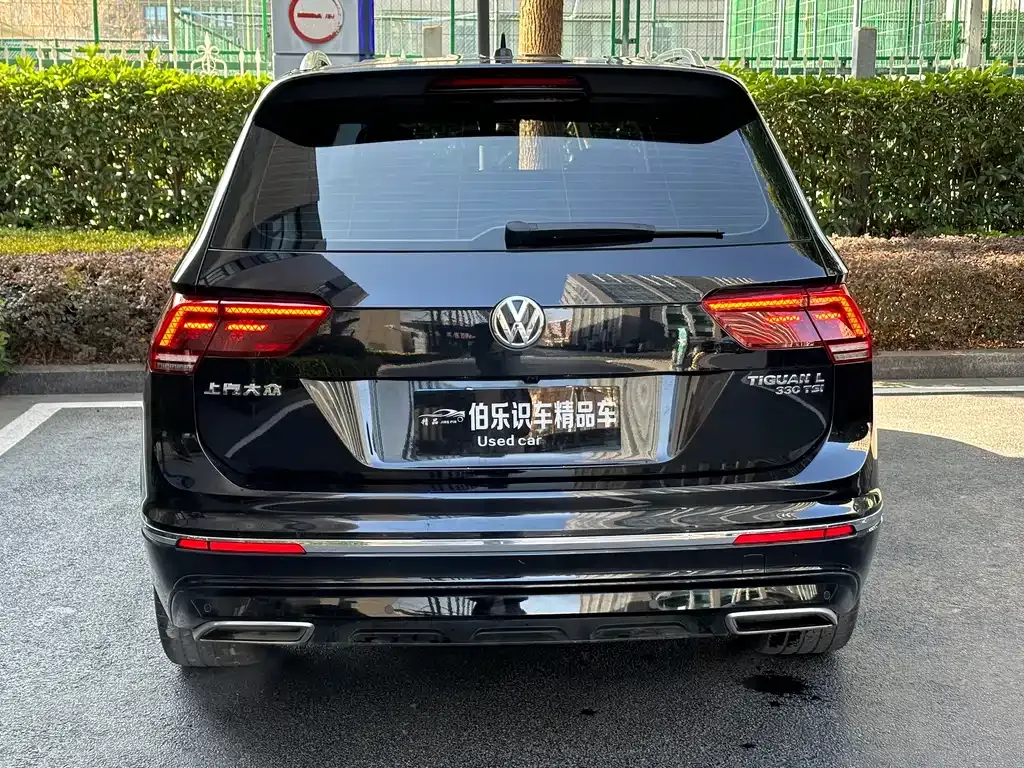 Volkswagen Tiguan L — фото 4