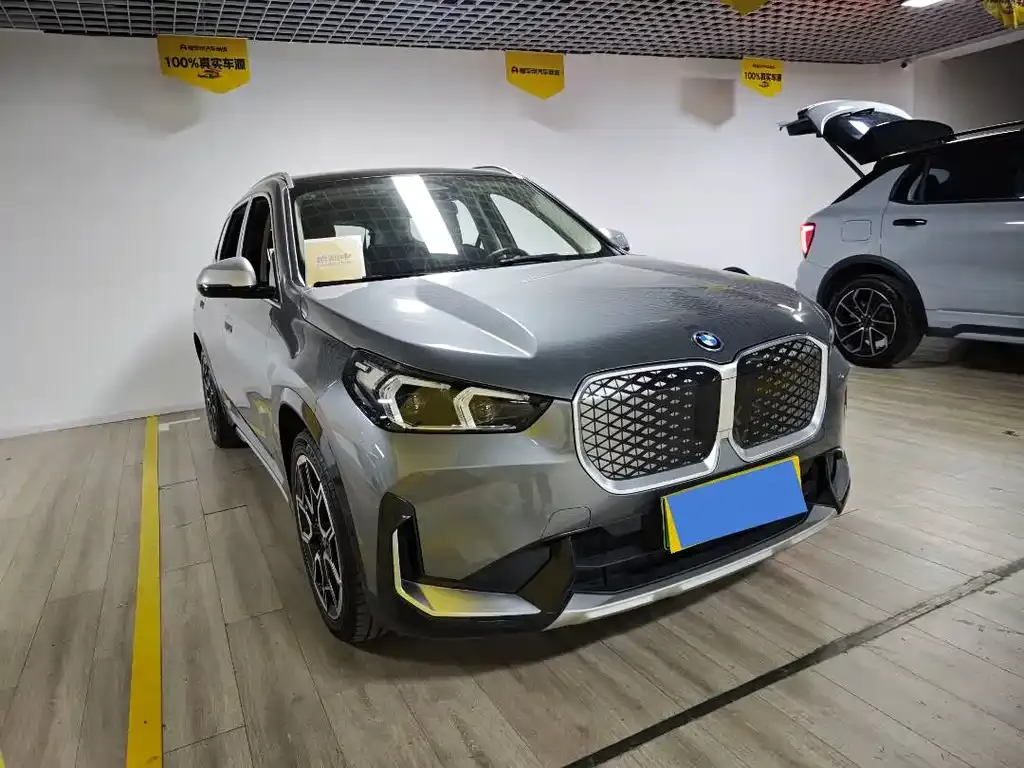BMW iX1 2023 из CN, фото 5