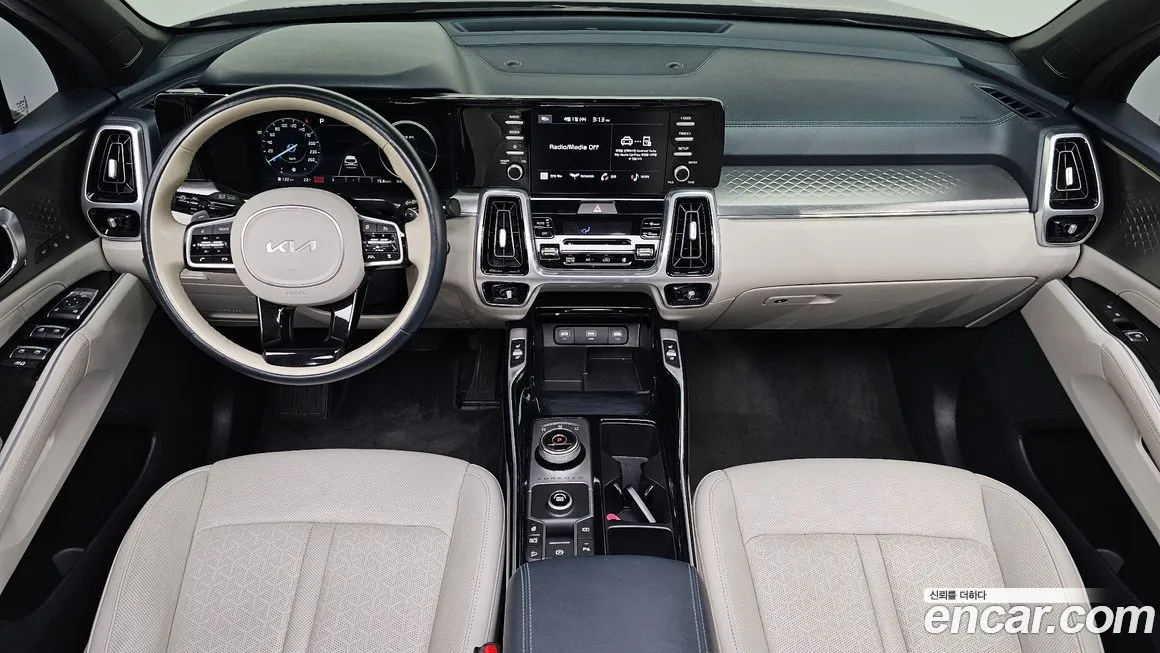 Kia Sorento — фото 9