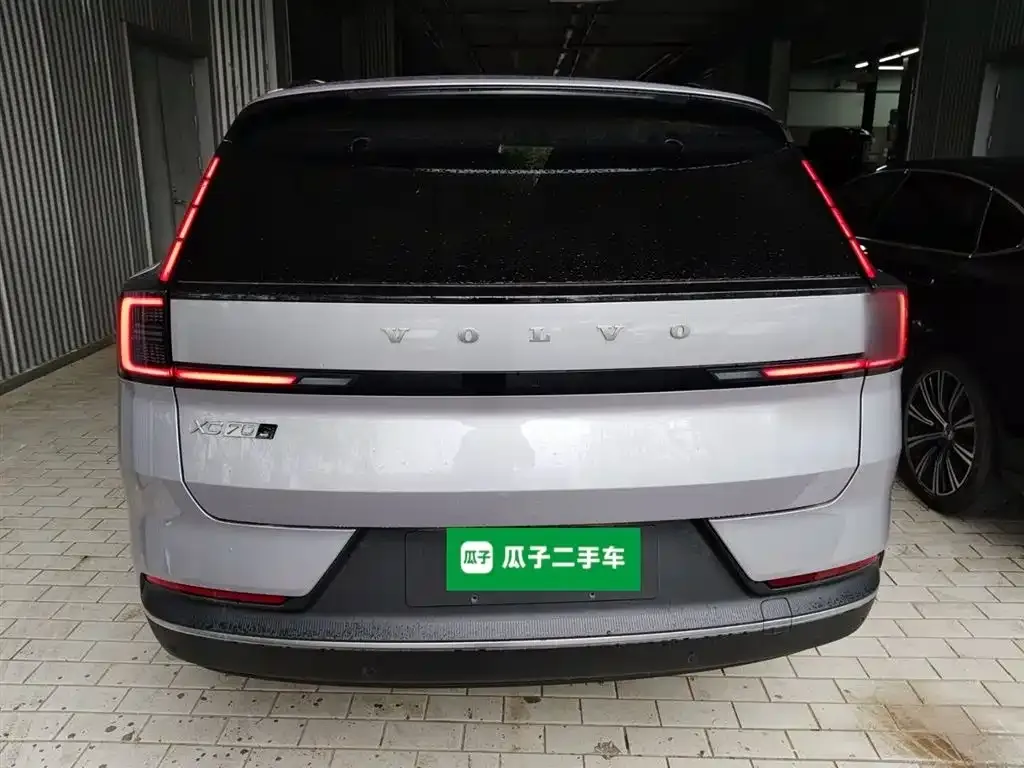 Volvo XC70 Plug-in Hybrid — фото 5
