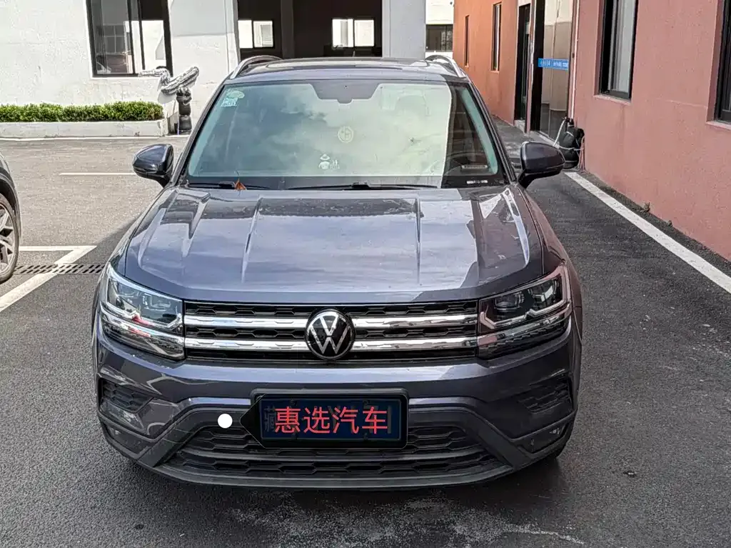 Volkswagen Tharu — фото 2
