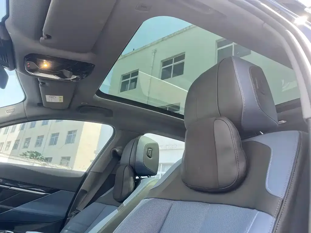 BMW i5 2025 из CN, фото 7