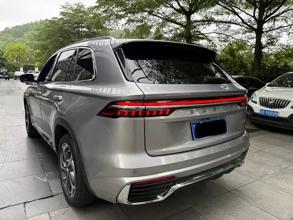 Geely Xingyue L — фото 7