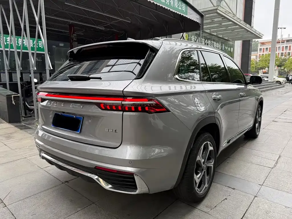 Geely Xingyue L — фото 3