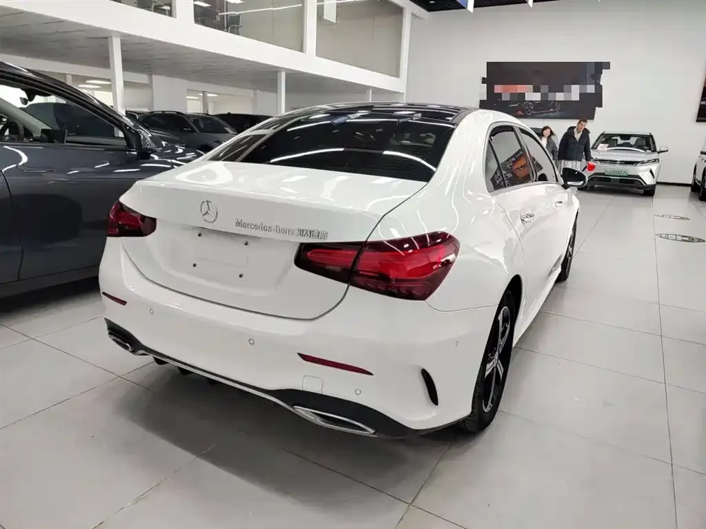 Mercedes-Benz A-Class — фото 9