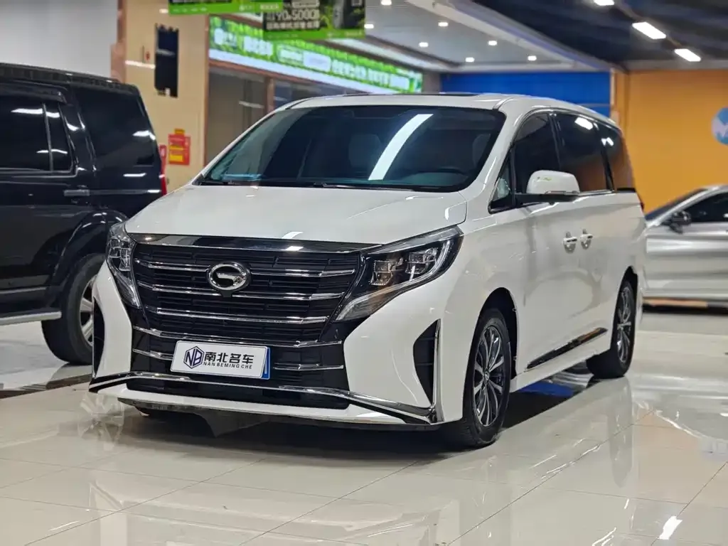 GAC Motor Trumpchi M8 — фото 1
