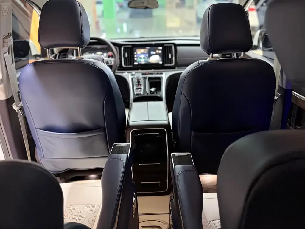 GAC Motor Trumpchi M8 — фото 4