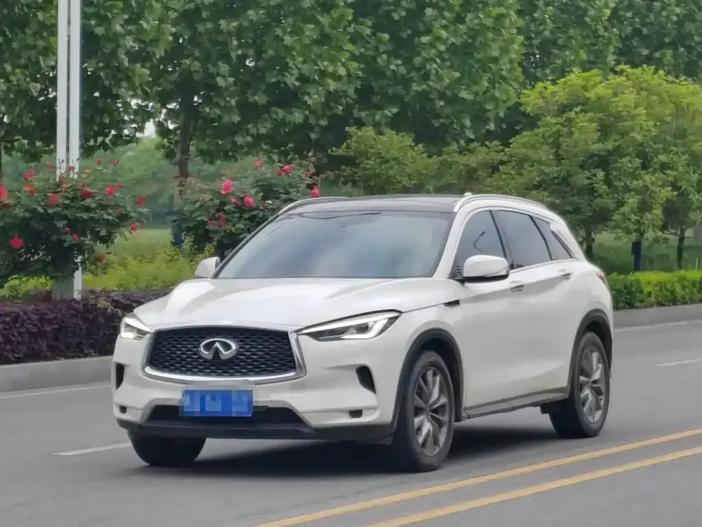 Infiniti QX50 2022 из CN, фото 2
