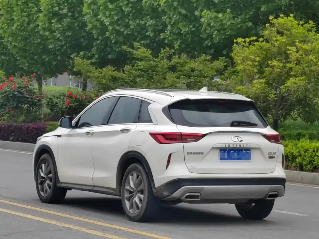 Infiniti QX50 2022 из CN, фото 9