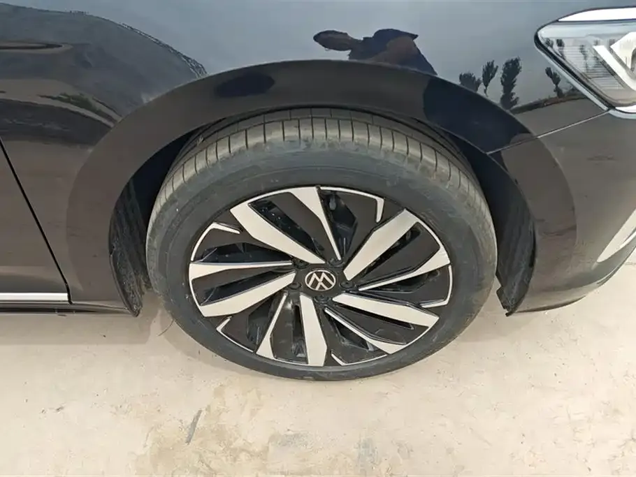 Volkswagen Passat — фото 8
