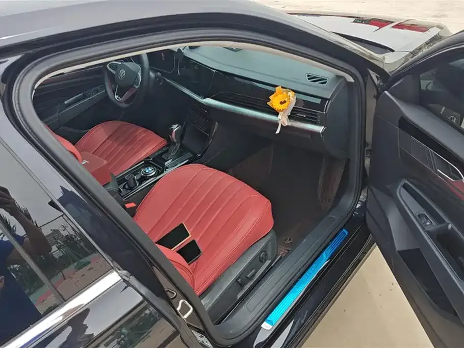 Volkswagen Passat — фото 10