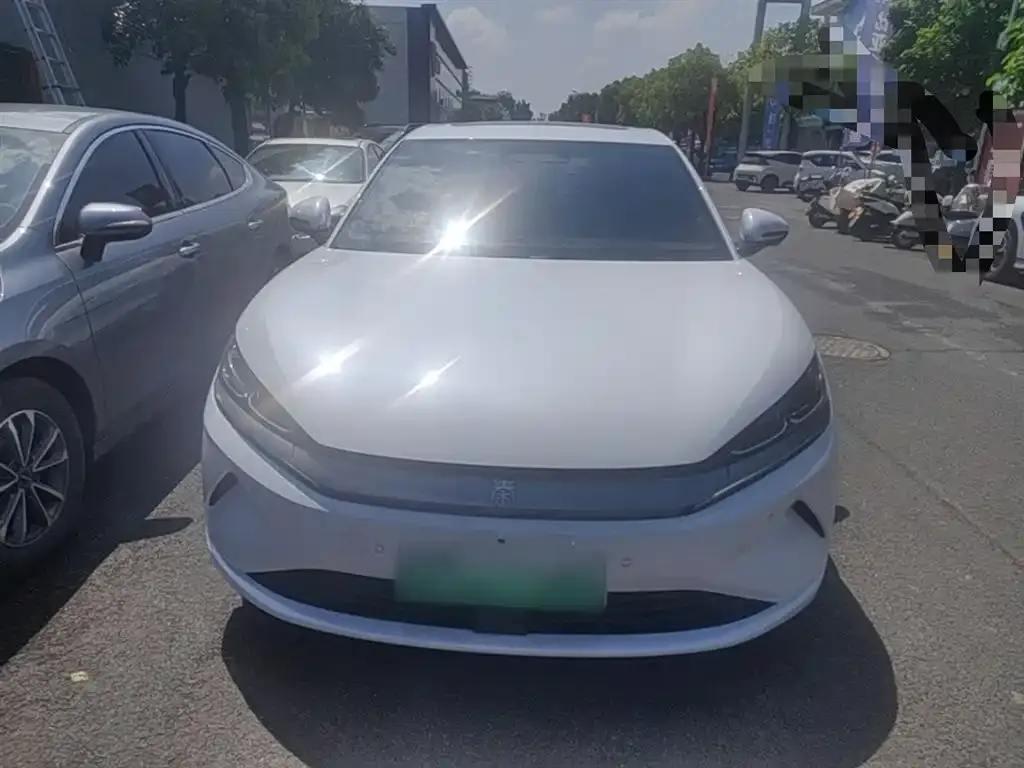BYD Qin L — фото 4