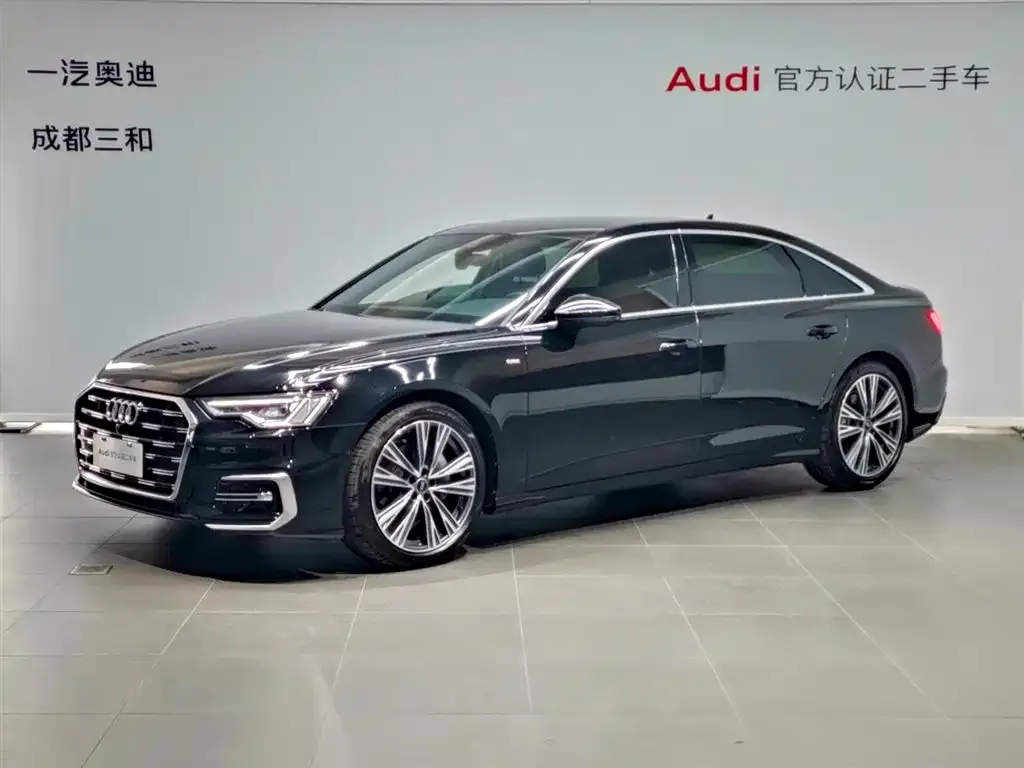 Audi A6L — фото 1