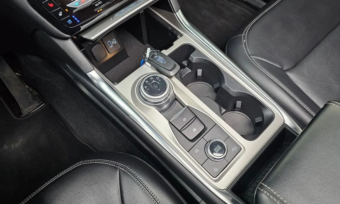 Ford Explorer 2023 из KR, фото 10