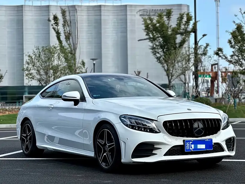 Mercedes-Benz C-Class (Import) — фото 2