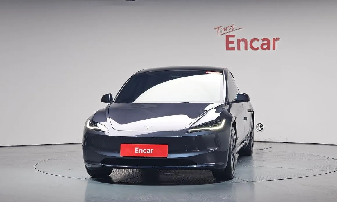 Tesla Model 3 — фото 5