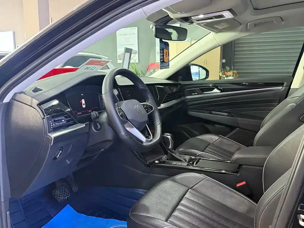 Volkswagen Passat — фото 8