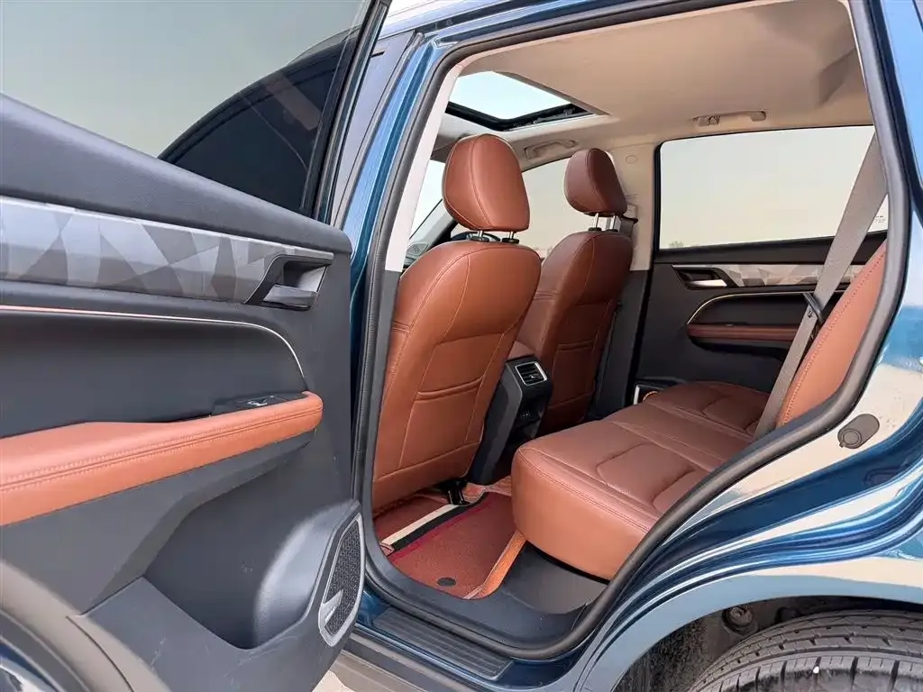 Geely Vision X6 — фото 9