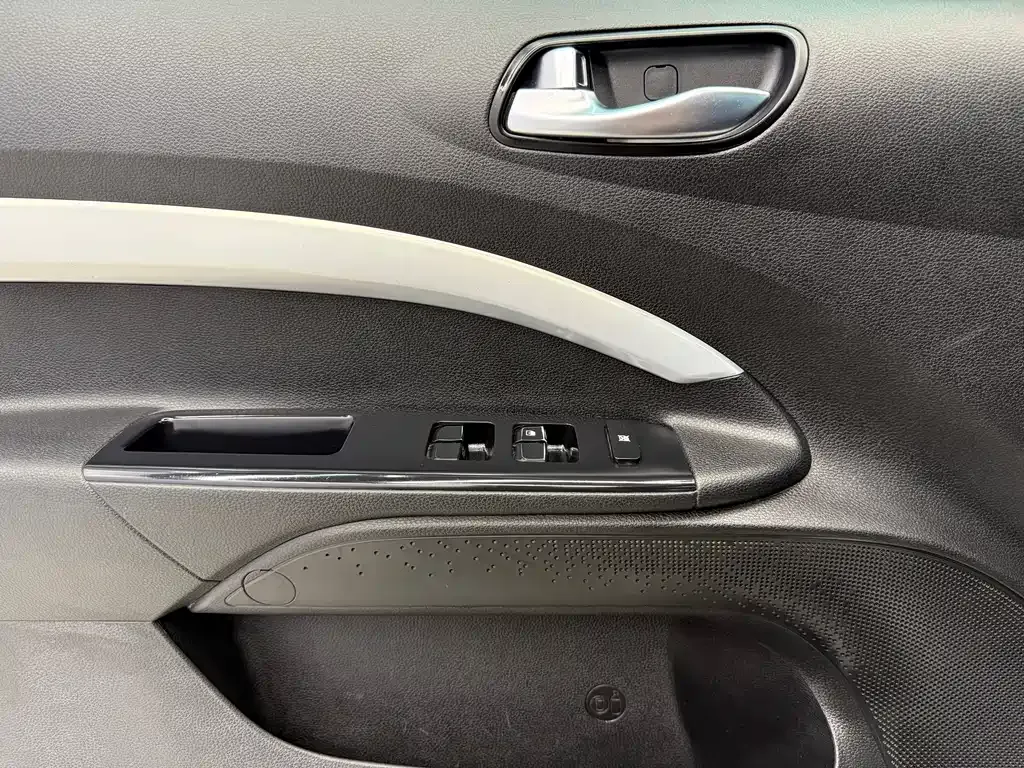 Kia KX1 — фото 8