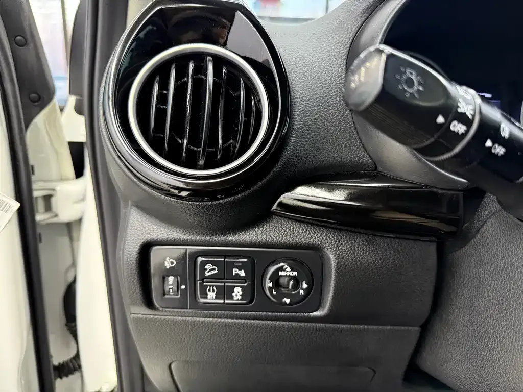 Kia KX1 — фото 10