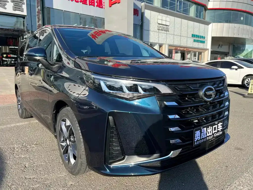 GAC Motor Trumpchi M6 — фото 9