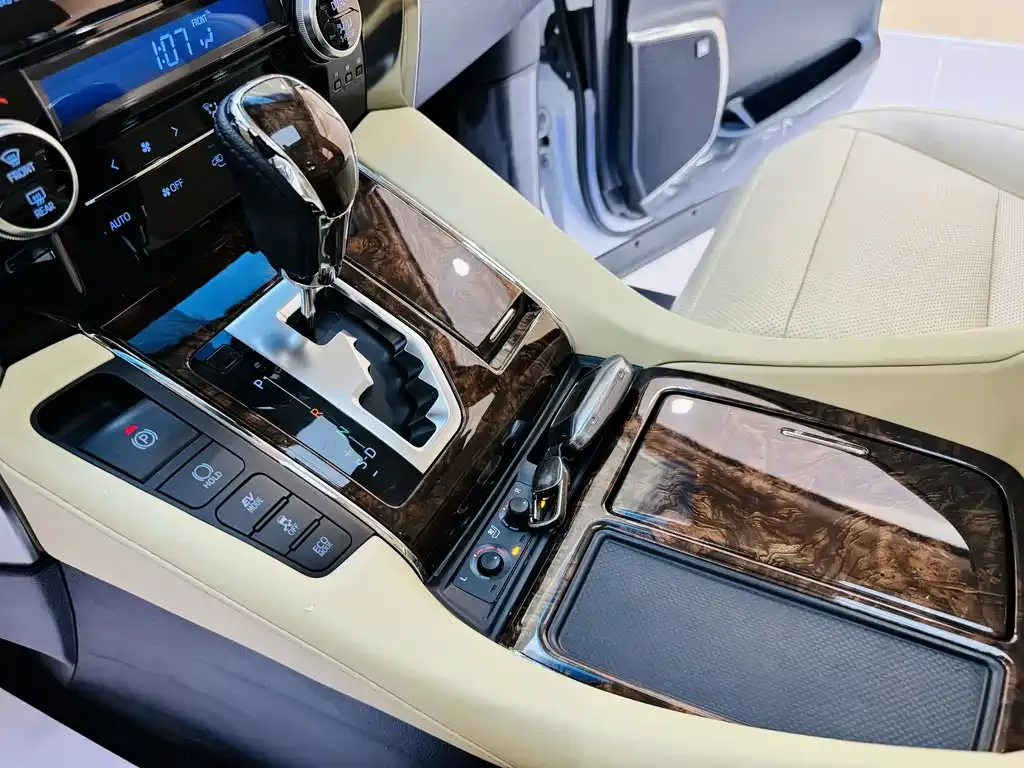 Toyota Alphard 2021 из CN, фото 3
