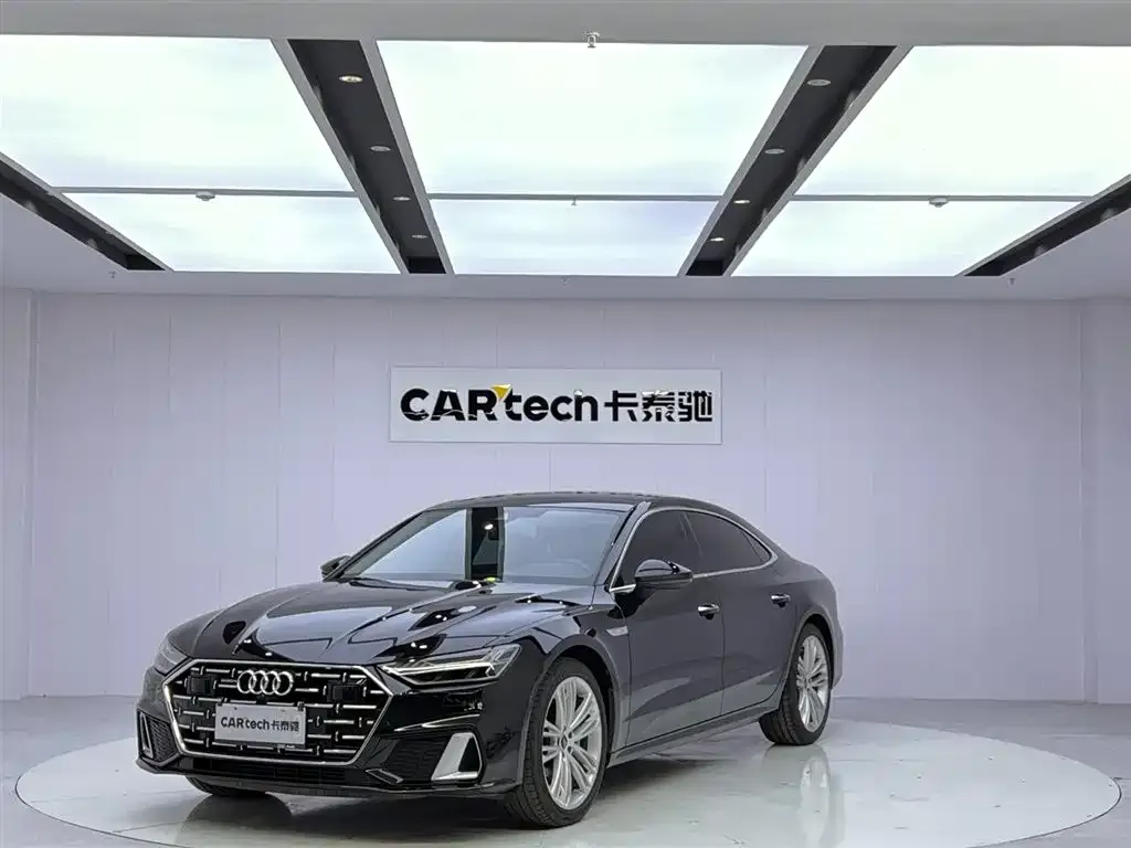 Audi A7L — фото 9