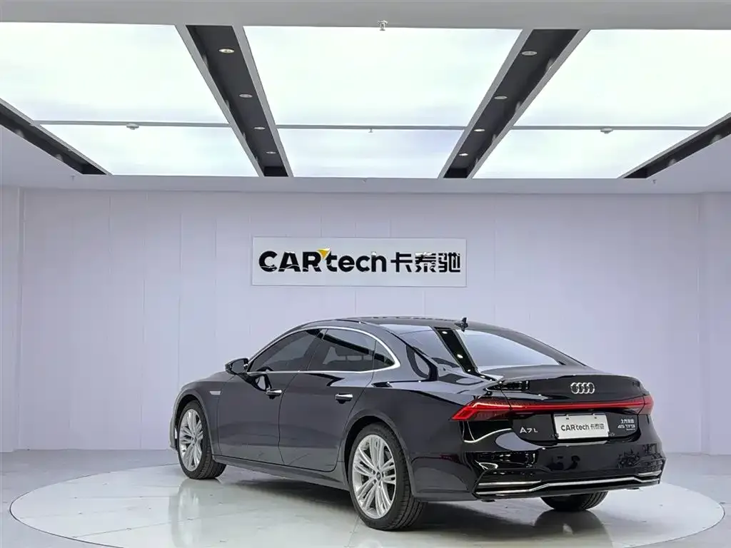 Audi A7L — фото 4