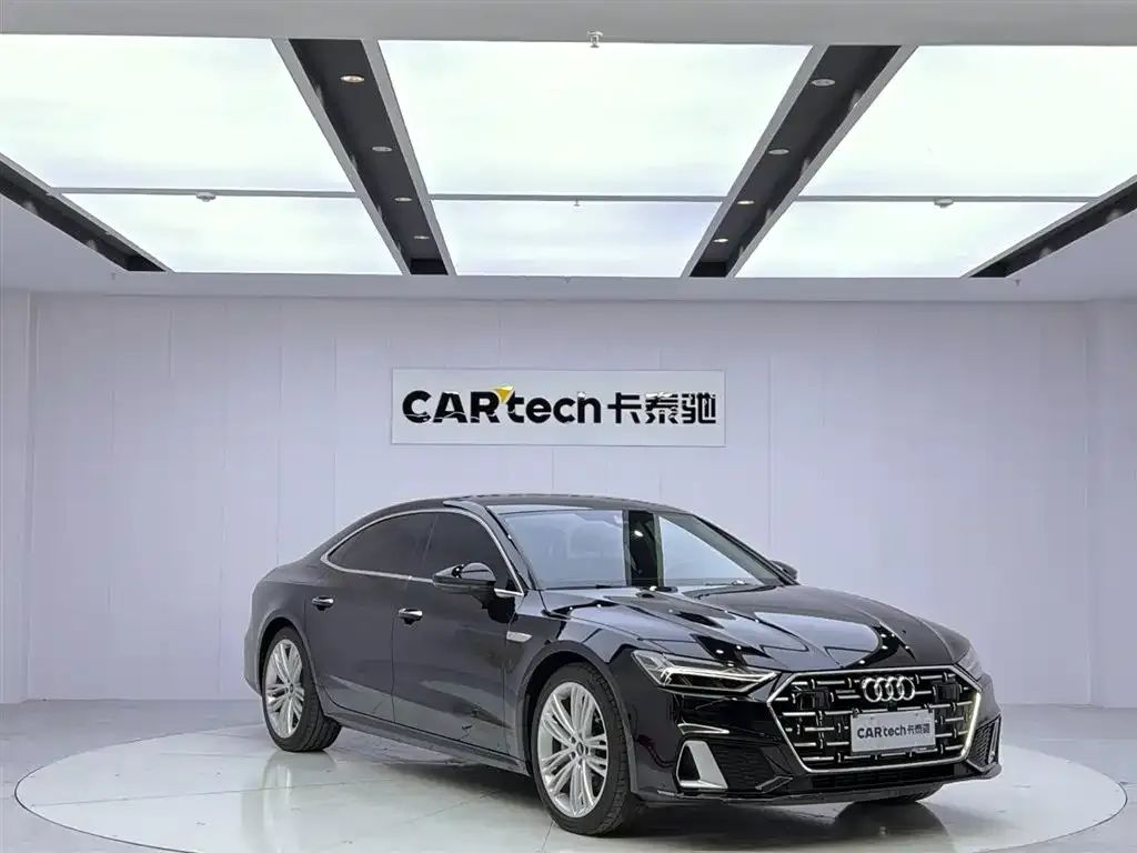 Audi A7L — фото 5