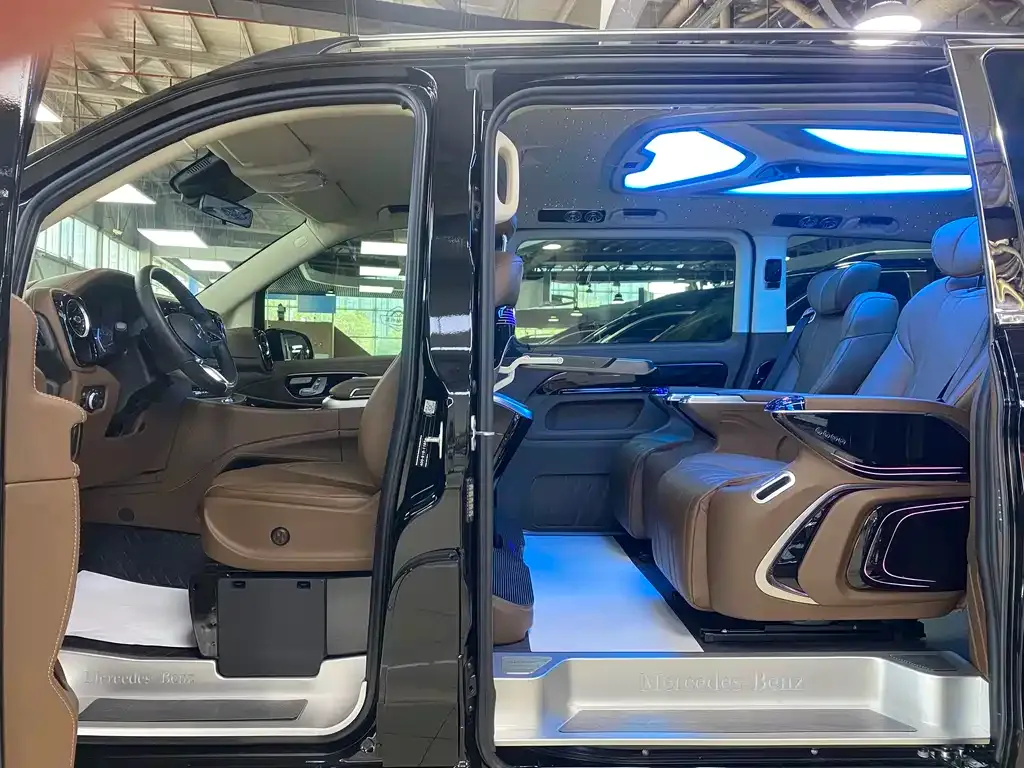 Mercedes-Benz Vito — фото 10