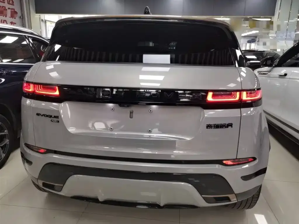 Land Rover Evoque — фото 10