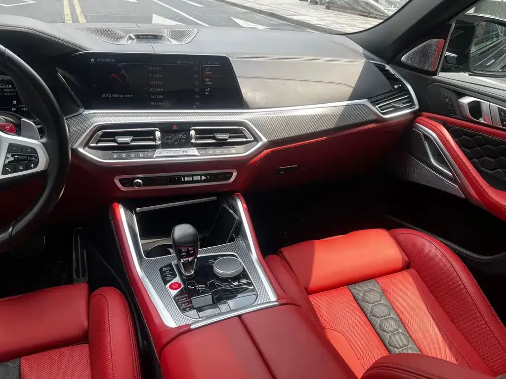 BMW X6 M 2022 из CN, фото 8