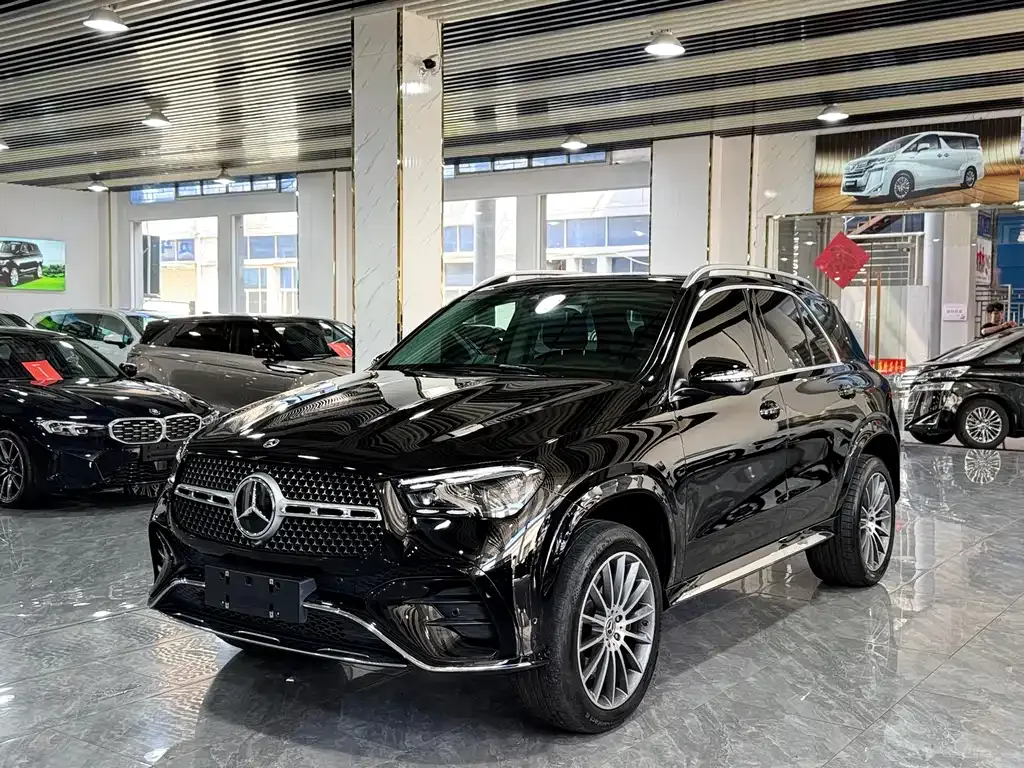 Mercedes-Benz GLE — фото 1