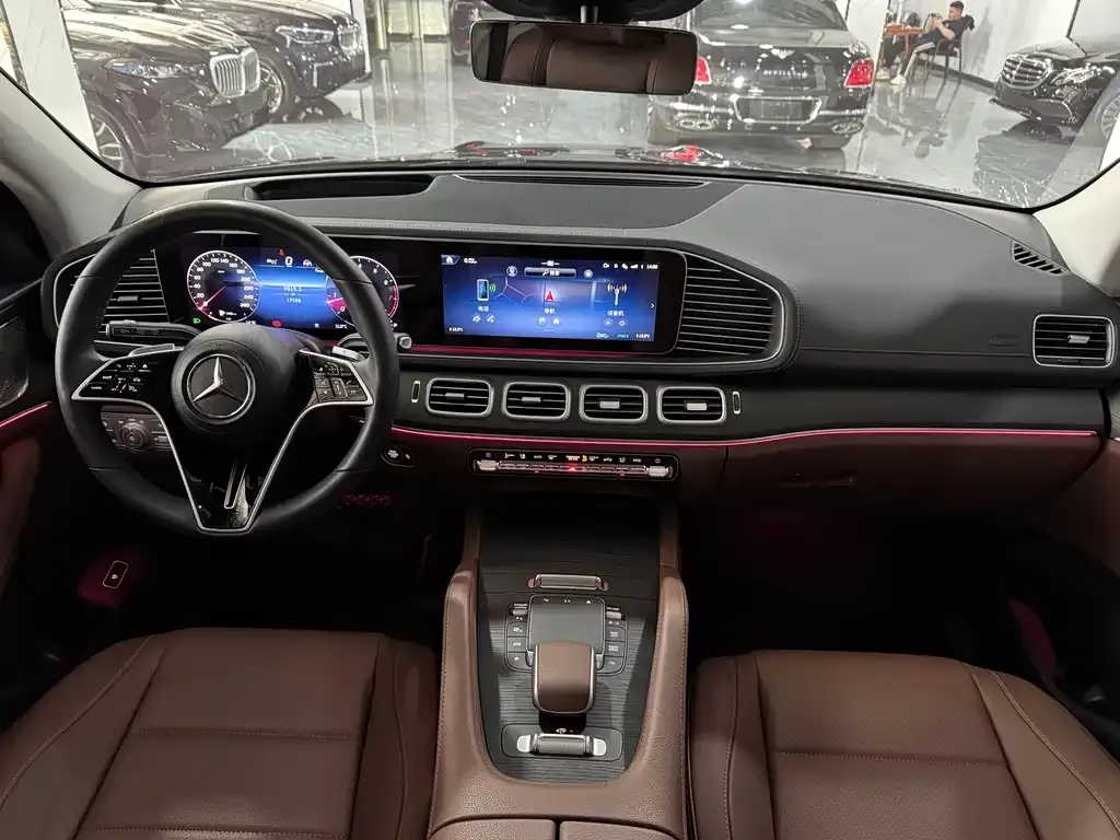 Mercedes-Benz GLE — фото 6