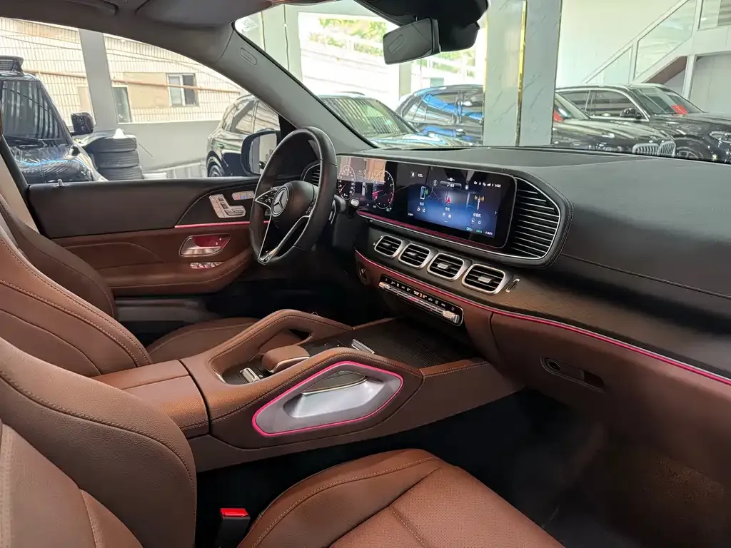 Mercedes-Benz GLE — фото 10