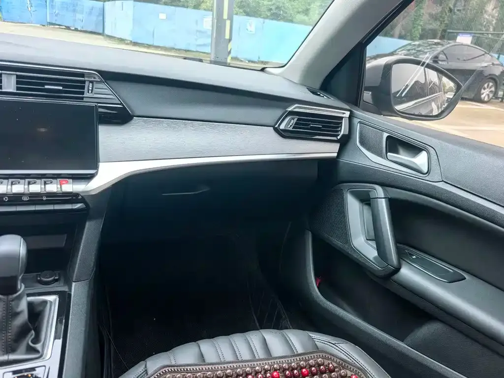 Peugeot 408 2025 из CN, фото 9