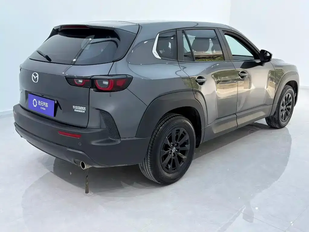 Mazda CX-50 2023 из CN, фото 4