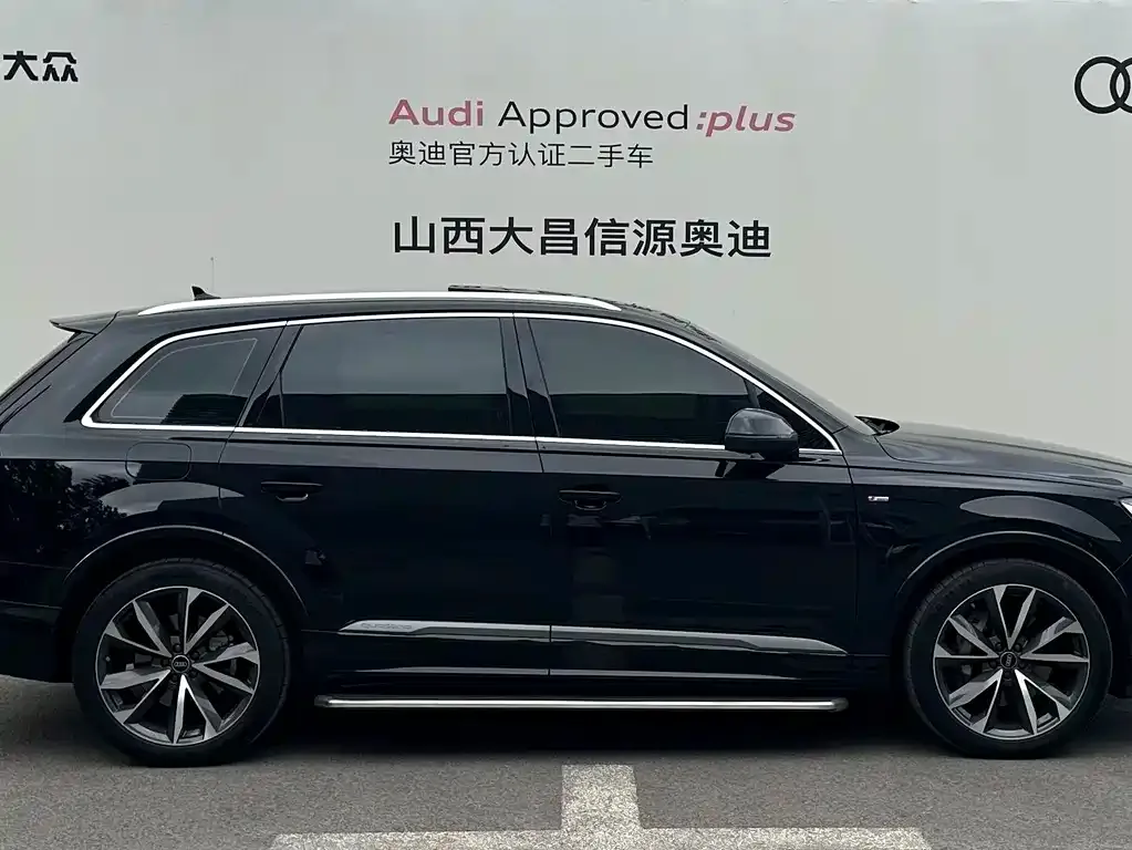 Audi Q7 — фото 3