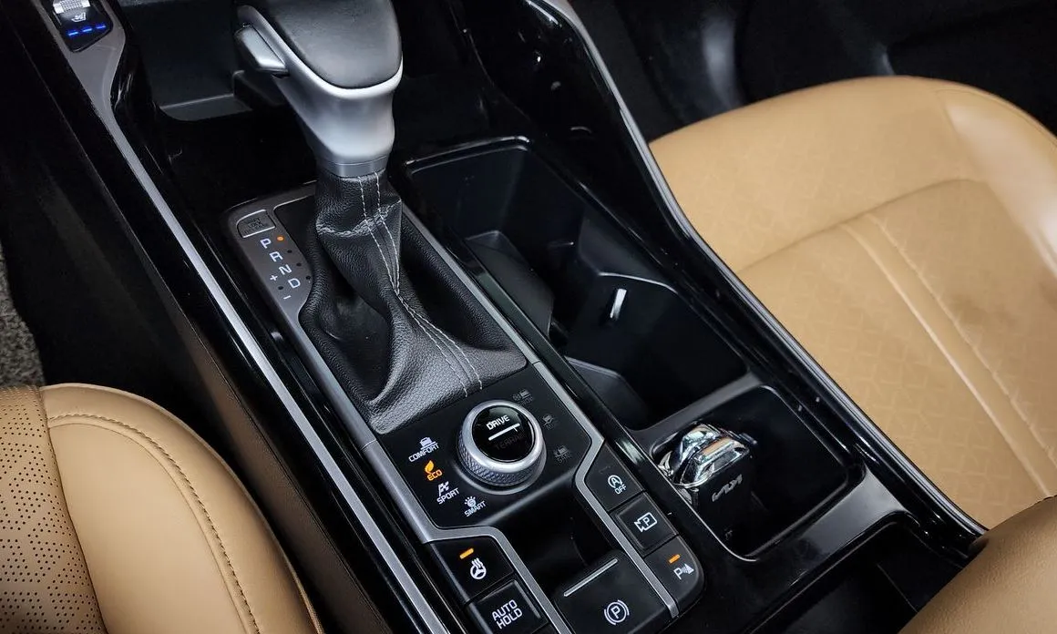 Kia Sorento — фото 9