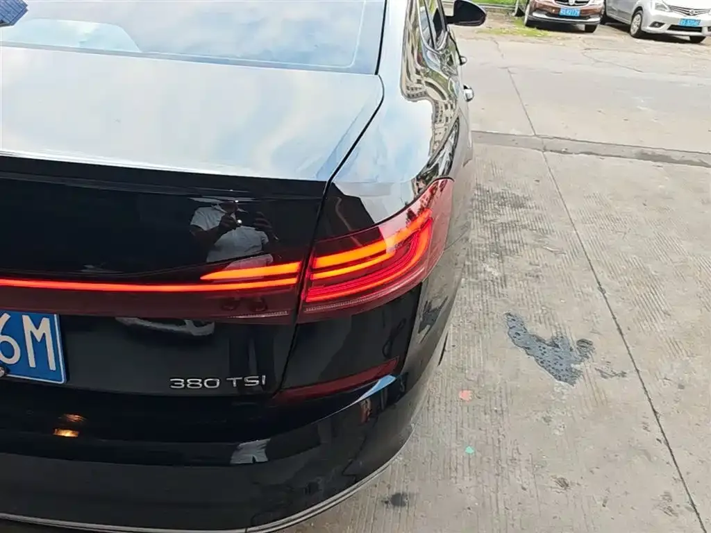 Volkswagen Passat — фото 7