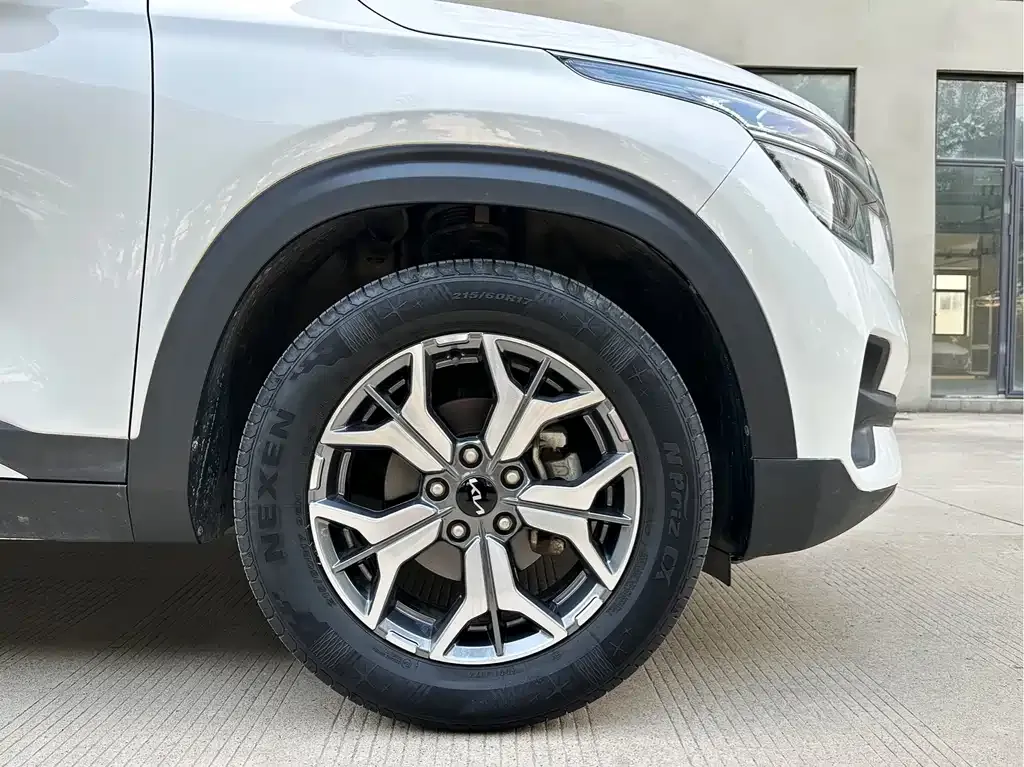 Kia KX3 2021 из CN, фото 5