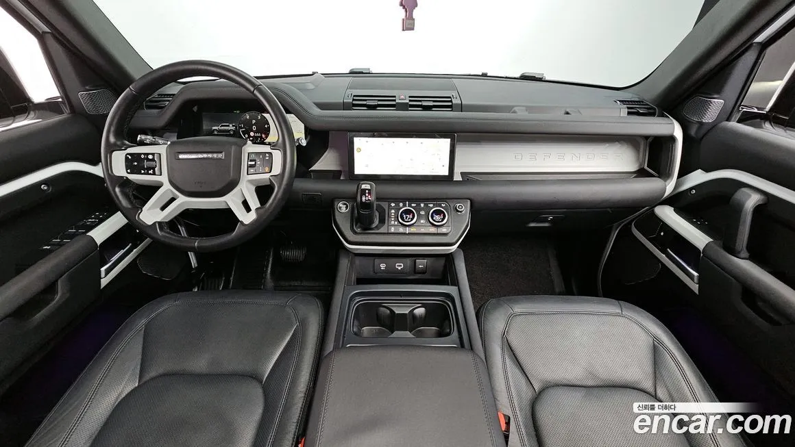 Land Rover Defender — фото 9