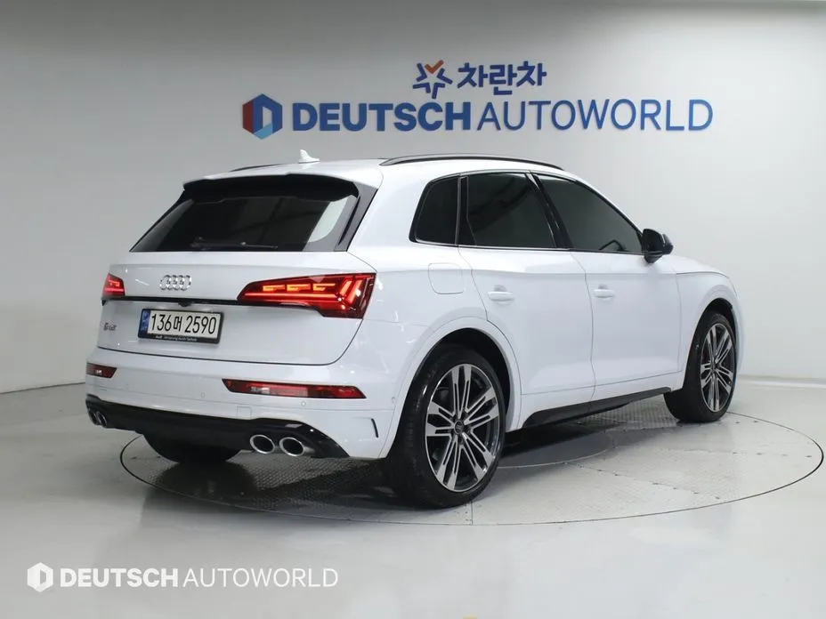 Audi SQ5 2021 из KR, фото 2
