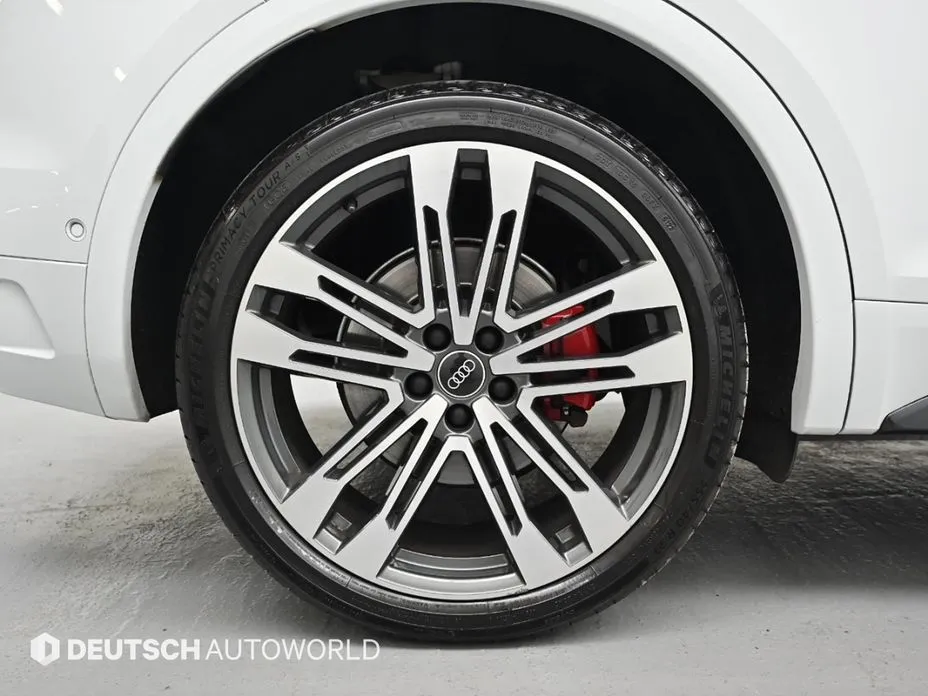 Audi SQ5 2021 из KR, фото 9