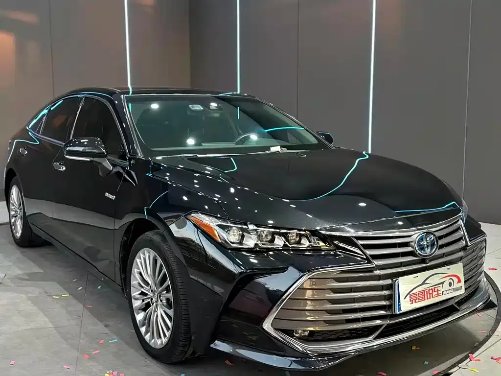 Toyota Avalon — фото 10