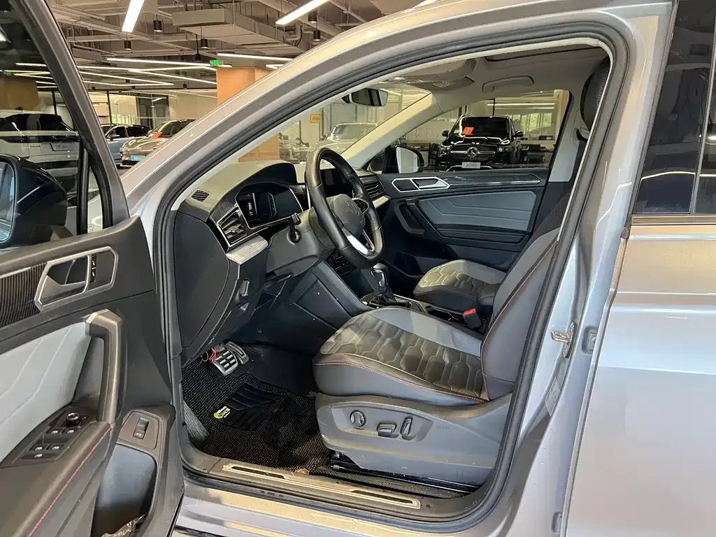 Volkswagen Tiguan X 2022 из CN, фото 5