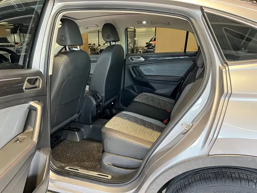 Volkswagen Tiguan X 2022 из CN, фото 6