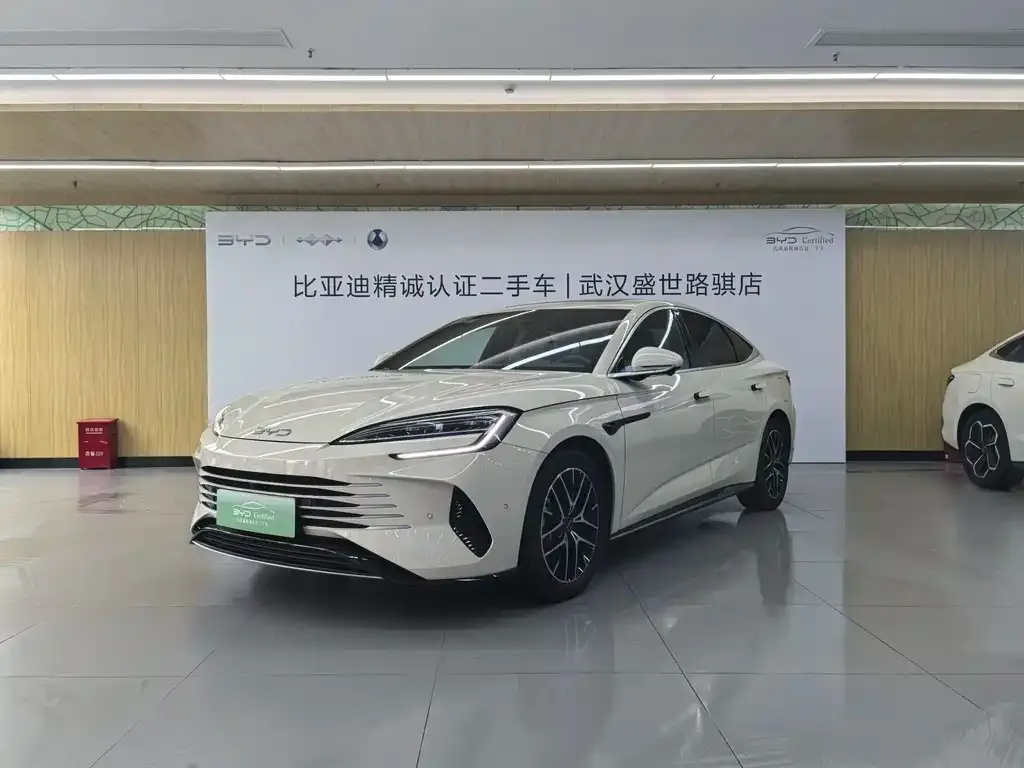 BYD Seal 07 DM-i — фото 1