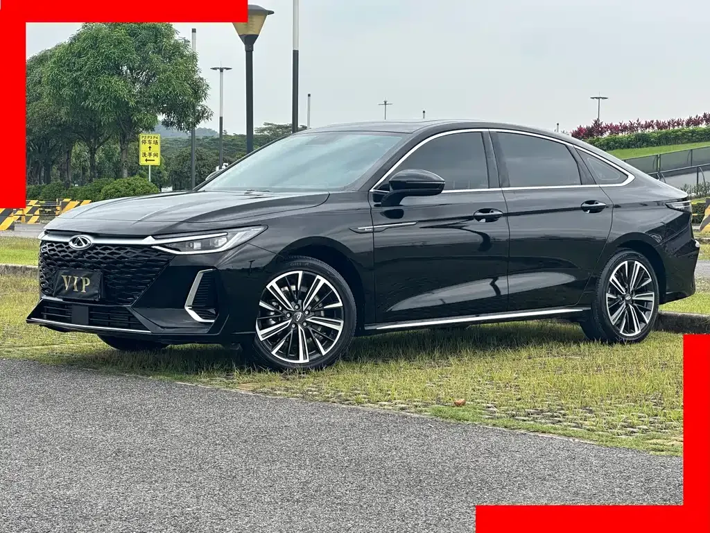 Chery Arrizo 8